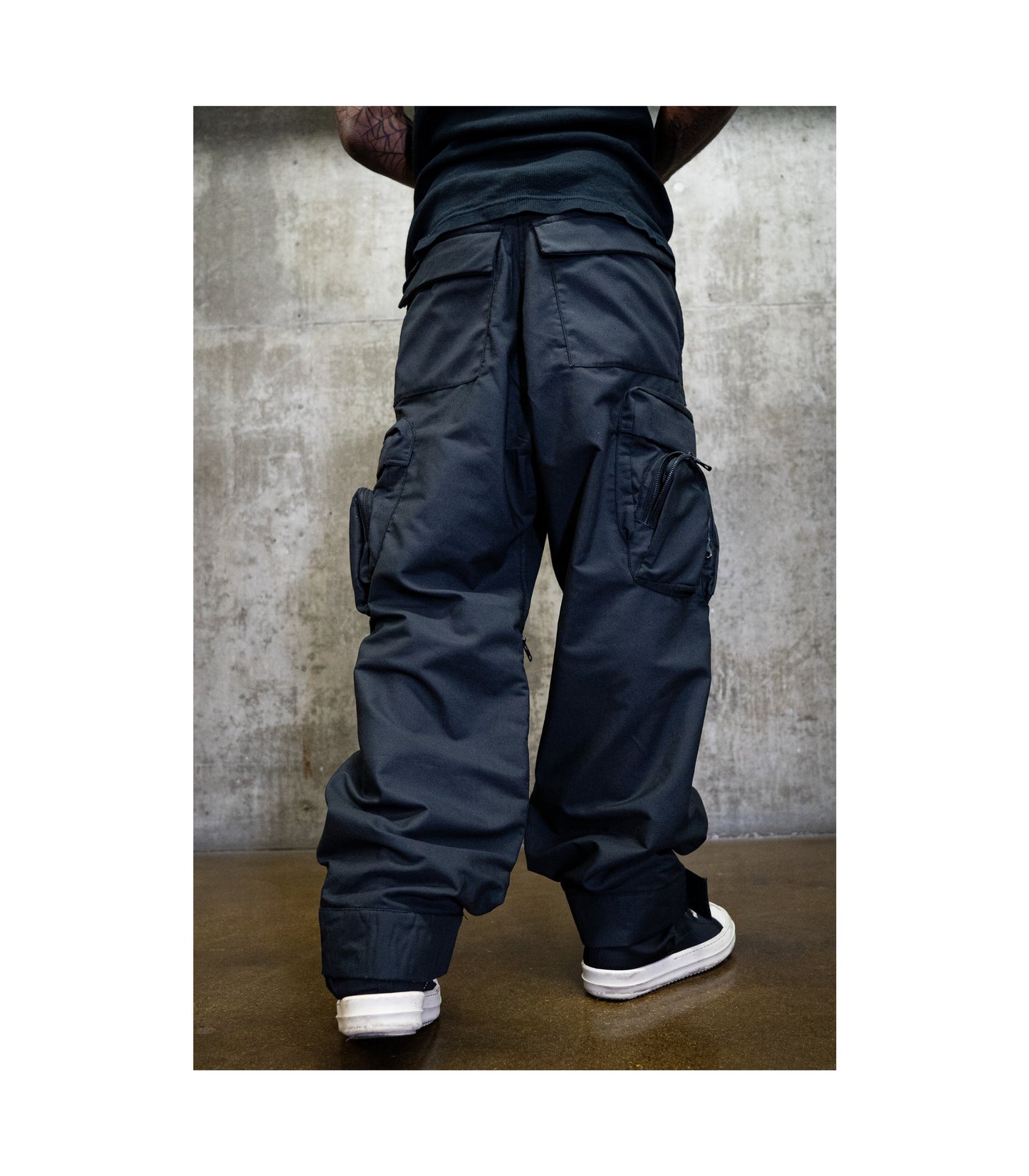 Baggy 12 pocket cargo